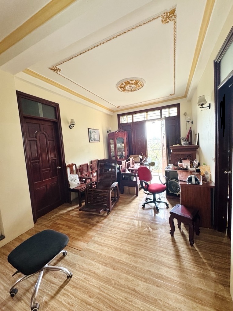 NGHĨA ĐÔ - CẦU GIẤY - ĐẠI GIA XƯA - 3 TẦNG - MẶT BỀ THẾ - NỞ HẬU - 60M2 - 15 TỶ