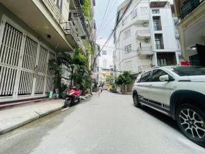 XUÂN THUỶ - NGÕ PHÂN LÔ - 2 Ô TÔ TRÁNH - CHỦ CẦN GẢ GẤP - DEAL SHOCK 3.5 TỶ