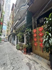 TRẦN QUỐC HOÀN - PHÂN LÔ - Ô TÔ VÀO NHÀ - TẶNG NỘI THẤT TIỀN TỶ