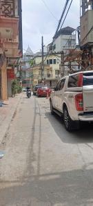 TRUNG TÂM CẦU GIẤY - NHÀ DÂN XÂY - 5 TẦNG - NGÕ NÔNG RỘNG - 42M2 - 9 TỶ