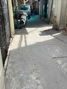 SÂN THOÁNG - SỔ VUÔNG - OTO GẦN - VÀI PHÚT RA GA CẦU GIẤY