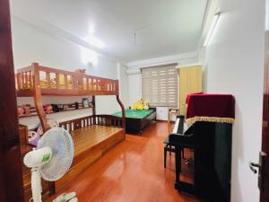 CHỊ HẰNG CẦN GẢ GẤP ĐỔI NHÀ SANG - 6 TẦNG NHÀ ĐẸP - 6.8 TỶ - NGÕ 68 CẦU GIẤY