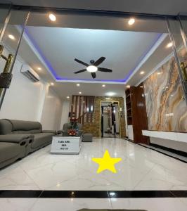 CẦU GIẤY 9.35 TỶ - NHÀ MỚI 2 THOÁNG - 6 TẦNG THANG MÁY - FULL NỘI THẤT TIỀN TỶ