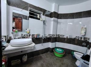 NHÀ ĐẸP - 5 TẦNG - LÔ GÓC - CẦU GIẤY - BA ĐÌNH - FULL NỘI THẤT - Ở NGAY - 43M2 - 9.4 TỶ