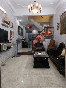 68 CẦU GIẤY - NGÕ THÔNG - NHÀ ĐẸP - DÂN XÂY - LÔ GÓC - 2 THOÁNG - 50M2