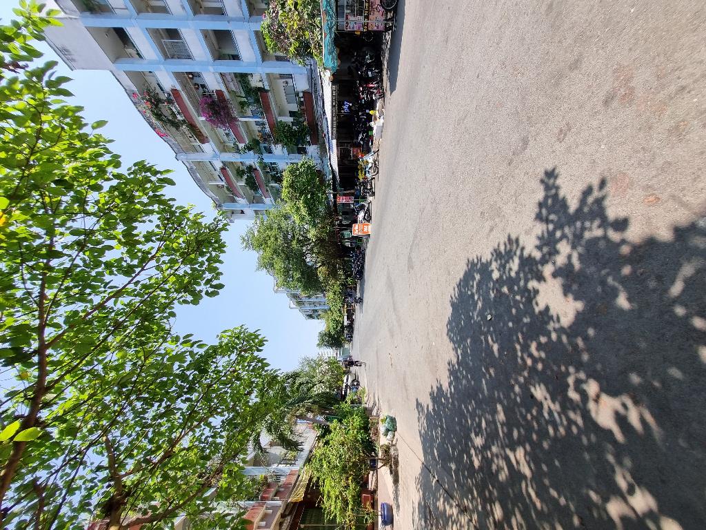 Mặt tiền đường 20m sát trường học gần Tạ Quang Bửu xe hơi đậu cửa tiện kinh doanh