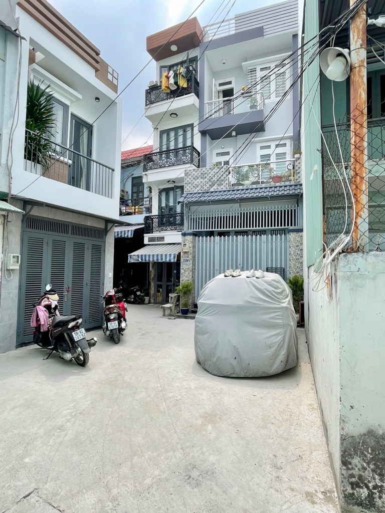 CỰC HIẾM - DI CHUYỂN SÂN BAY 15P