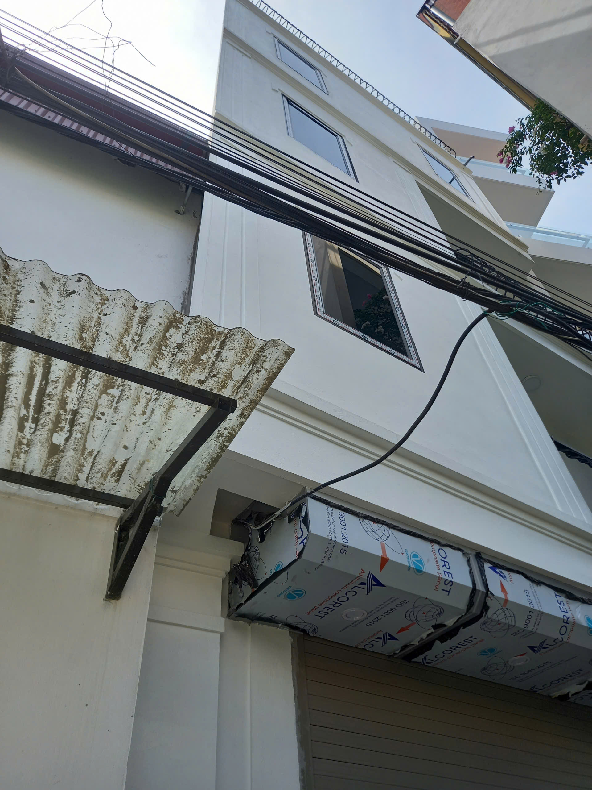 Bán nhà 5 tầng Trạm Trôi, Hoài Đức 46m2, MT:5m. Giá: 4,55 tỷ