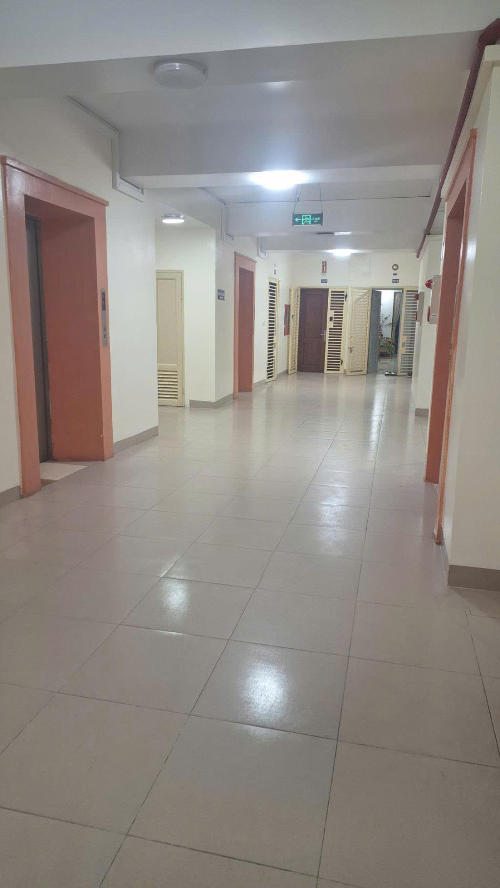 Bán Chung Cư Mỹ Đình, Lô Góc, 129m2, 3PN,. Giá: 7 tỷ hơn