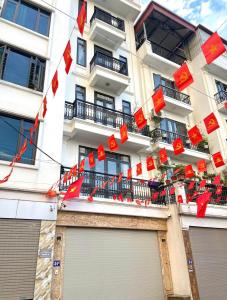 [GIÁ RẺ] Nhà Ngoại Giao Đoàn dân xây 6 tầng thang máy, ô tô, kinh doanh 45m giá 10.6 tỷ