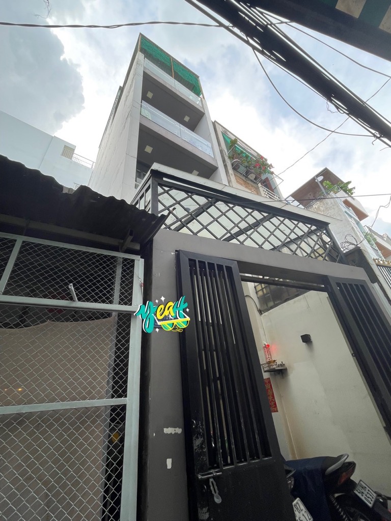 QUẬN 8- NHÀ 4 TẦNG- HẺM 3M THÔNG THOÁNG- GIÁP Q1,Q4- SỔ VUÔNG A4- CHỈ 4 TỶ 950  LIÊN HỆ 0707220016