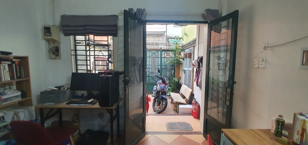 NHÀ VỊ TRÍ CỰC ĐẸP- NỞ HẬU- CÁCH MẶT TIỀN ĐƯỜNG DƯƠNG BÁ TRẠC CHỈ 100M- QUẬN 8 LIÊN HỆ 0707220016 THẢO