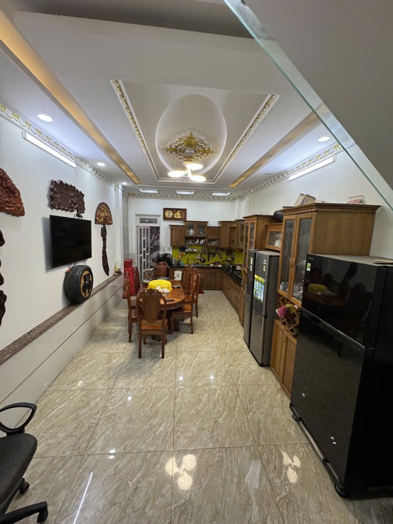 BÁN NHÀ MỚI ĐẸP