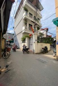 BÁN NHÀ NGHĨA LỘ,YÊN NGHĨA,NGÕ NÔNG, CÁCH Ô TÔ CHỈ 5M, DIỆN TÍCH 40M, 4 TẦNG, GIÁ 6.15 TỶ