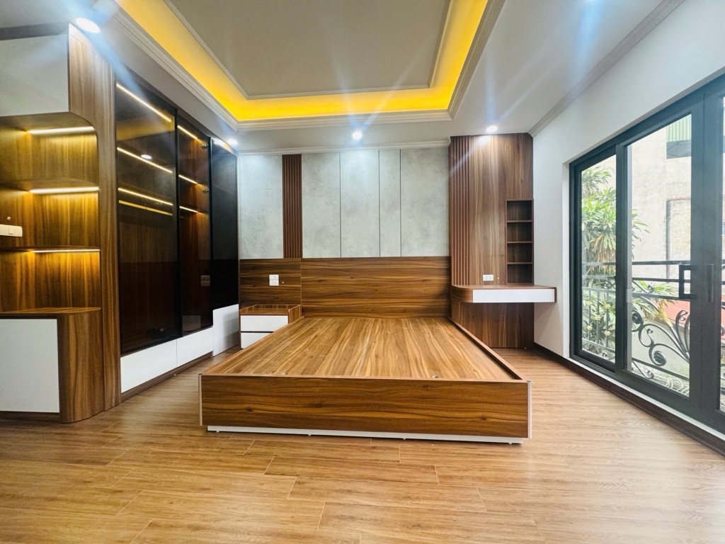 NHÀ ĐẸP KHƯƠNG ĐÌNH 38M2 - 8 TỶ