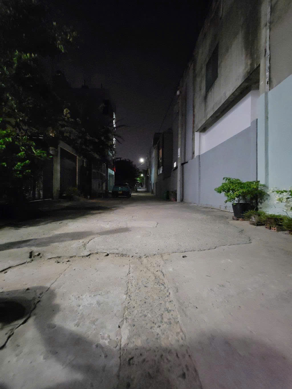 Nhà đẹp Thạnh Xuân 18,hẻm xe hơi 7m thông thoáng,qua GV chỉ vài phút,giá 5ty8