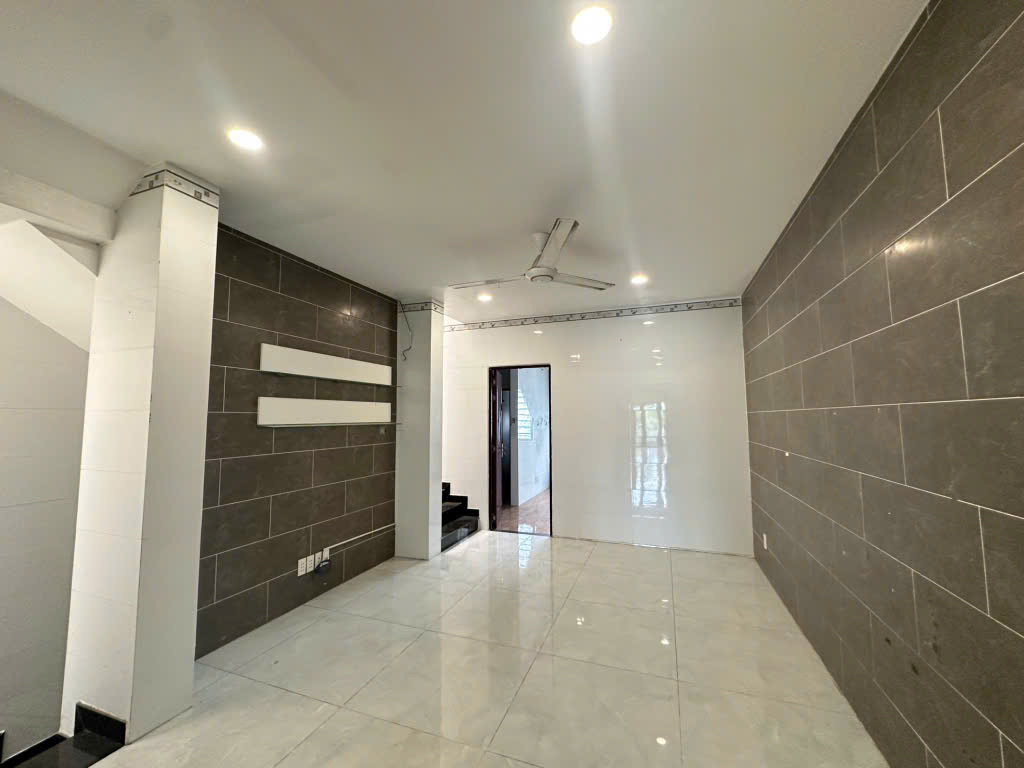 Nhà #TL37 hẻm xe tải tránh khu vip,3 tầng kiên cố giá chỉ 5,7ty