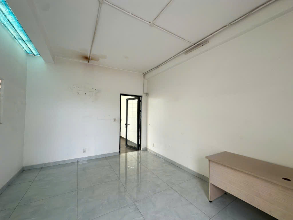 Nhà đẹp #TL37,Thạnh Lộc Q12,hẻm xe hơi thông thoáng,nhà xây 3 tầng kiên cố,giá 5ty7