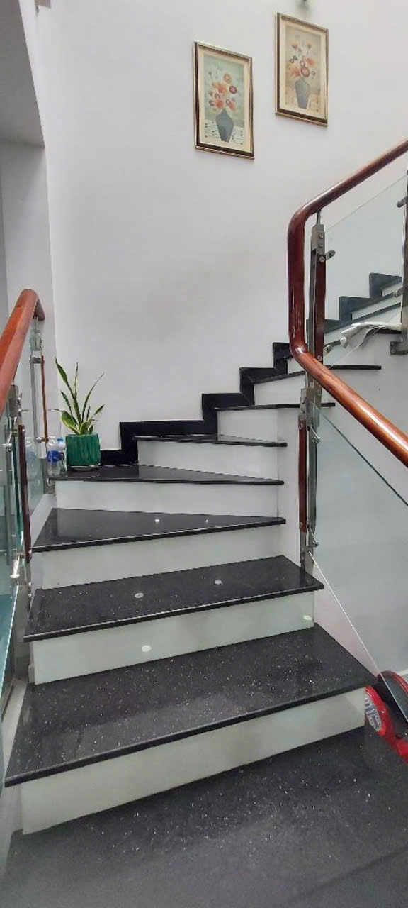 NHÀ PHỐ 6X20 -HOÀN CÔNG FULL THỔ CƯ- 6TY3 MT HẺM 12M- NHÀ BÈ-LONG THỚI