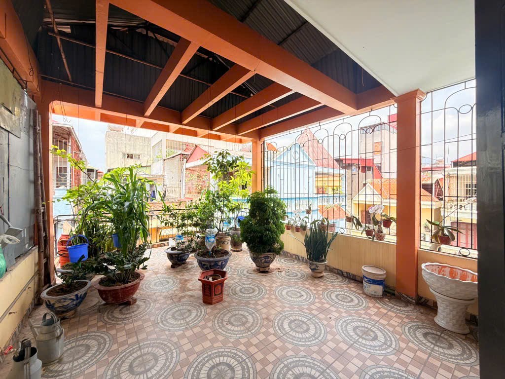Phân lô quân đội lê trọng tấn ô tô tránh