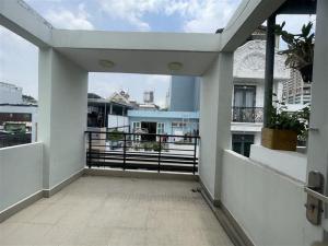 CHỈ HƠN 8 TỶ - MỚI ĐẸP SANG TRỌNG - TRUNG TÂM QUẬN 5 - LÊ HỒNG PHONG - 4 TẦNG BTCT