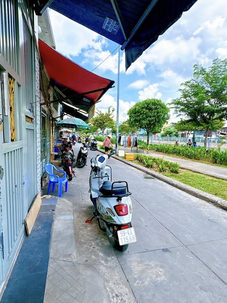 NHÀ MỚI TÂN BÌNH - HẺM XE HƠI DỌN VÀO Ở NGAY