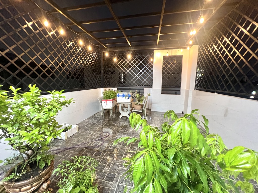 4 tầng đúc sát mt quang trung 64m2 chỉ 7.5ty