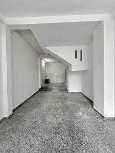 mt trong chợ htt - 4x12 - 4 tầng chỉ 8.3ty