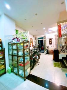 CẦN BÁN NHÀ 4 TẦNG-XÂY DỰNG KIÊN CỐ Ở TRỪƠNG THỌ-THỦ ĐƯC-GiÁ 8,4 TỶ