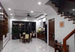 HOT - NHÀ ĐẸP - DÂN XÂY - CẦU CỐC - Ô TÔ ĐỂ TRONG NHÀ - DT70 - 10 TỶ
