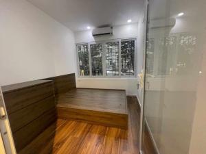 Tập Thể Nguyễ Chí Thanh trung tâm Đống Đa hiếm nhà bán xung quanh nhiều tiện ích ở sướng