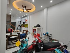 Nhà siêu đẹp Kim Giang mặt tiền thoáng đãng