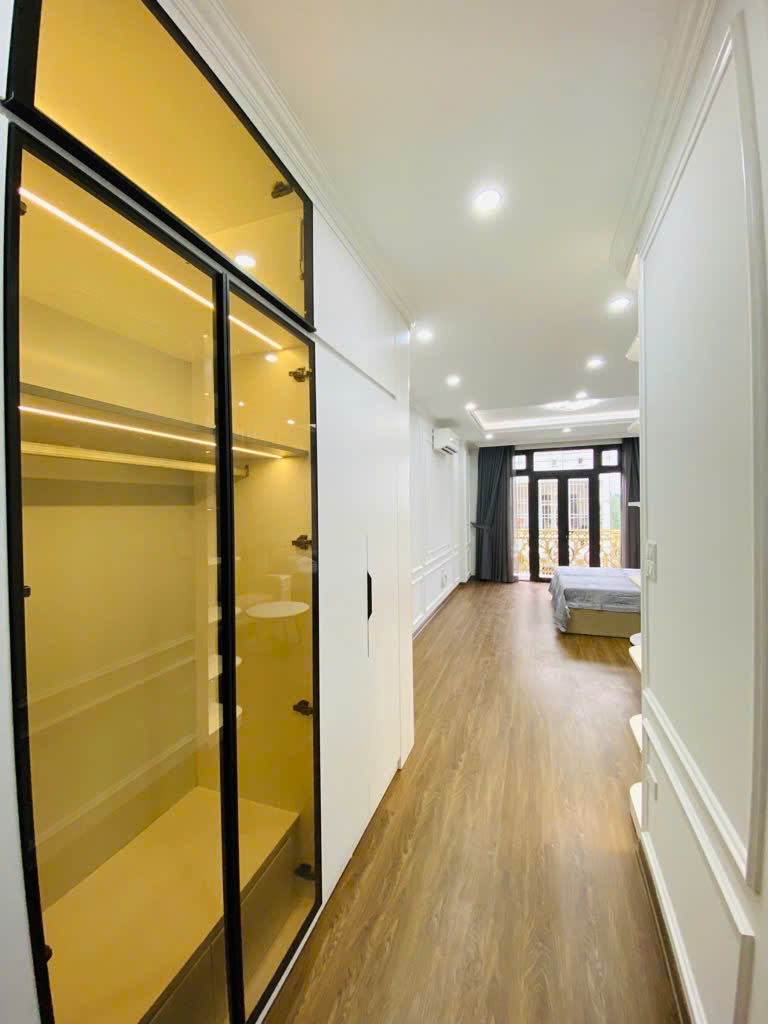 BÁN NHÀ NGUYỄN THANH BÌNH, PHÂN LÔ VỈA HÈ, 54M2, 7 TẦNG, THANG MÁY GIÁ 15 TỶ, NHANH THÌ CÒN Ạ