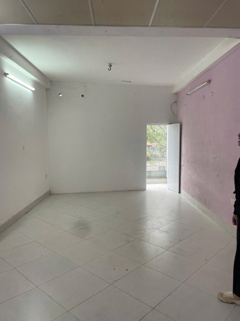 bán nhà mặt tiền phố TRUNG TÂM