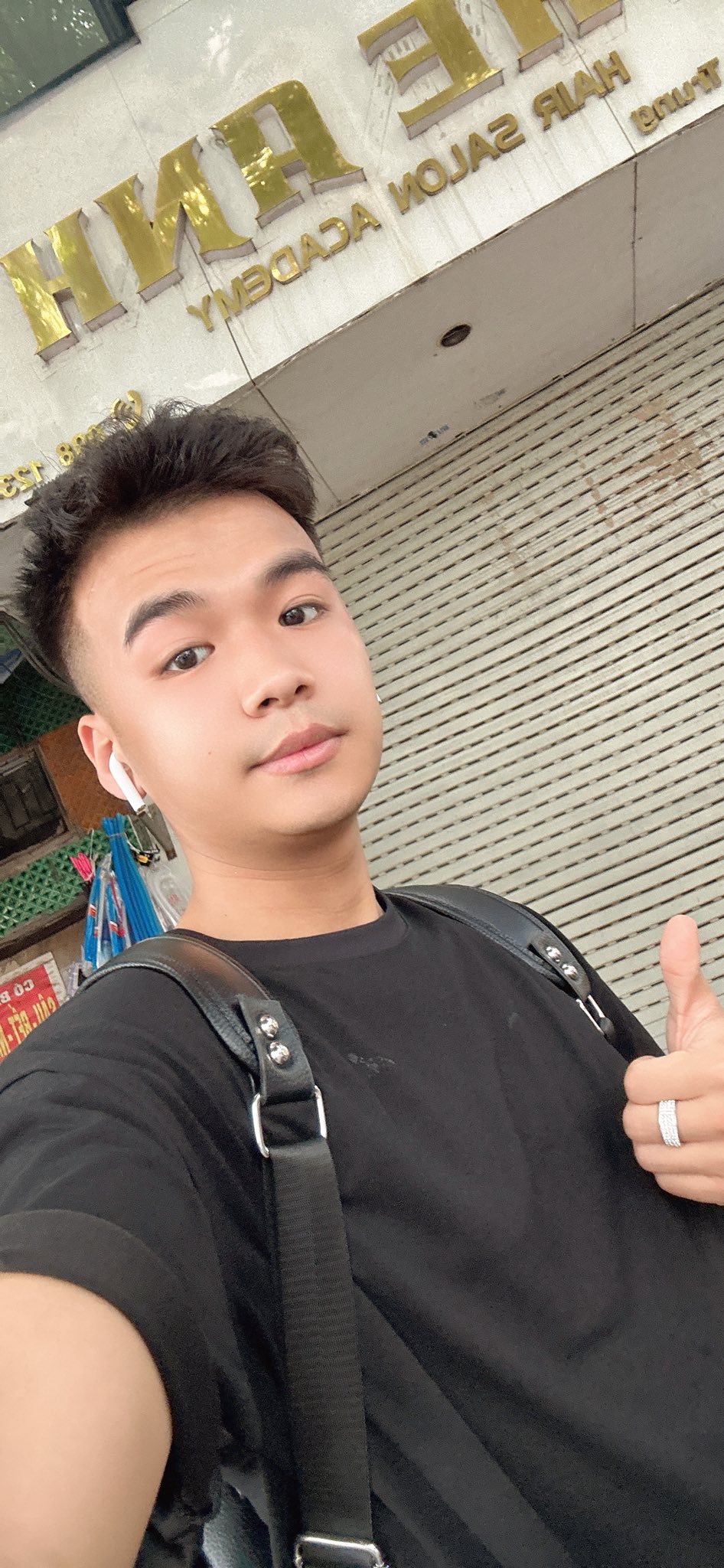 bán nhà mặt tiền phố TRUNG TÂM