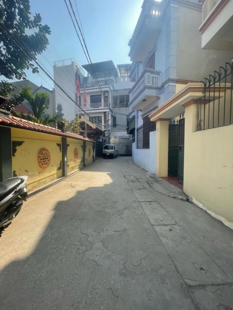Bán gấp nhà 5 tầng tứ hiệp