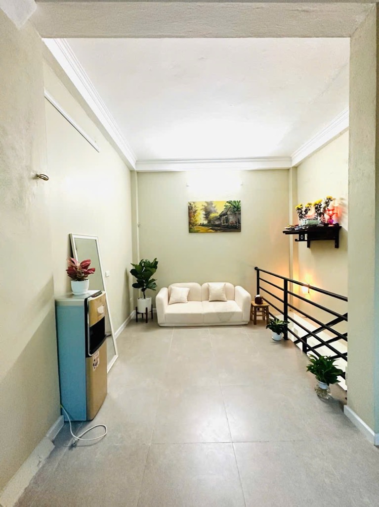 NHÀ PHỐ GIÁ RẺ