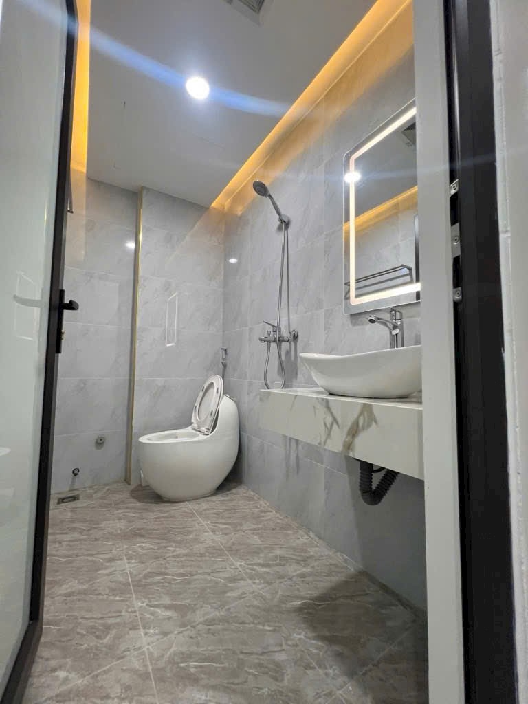 NHÀ MẶT PHỐ HOÀNG MAi