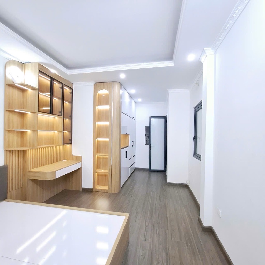 5 TẦNG PHỐ VỌNG BÁN GẤP