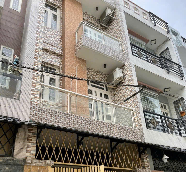 NHÀ 3 TẦNG ĐẸP LONG LANH – HẺM NHỰA 8M XE TẢI – GIÁ CHỈ 5.3 TỶ – BÌNH TÂN