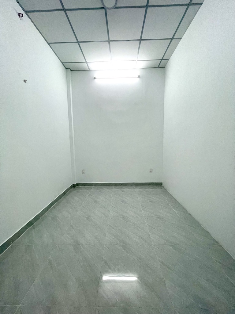 NHÀ ĐẸP Ở NGAY – GIÁP TÂN PHÚ – 4.17 TỶ – HẺM XE HƠI – SỔ RIÊNG CHÍNH CHỦ