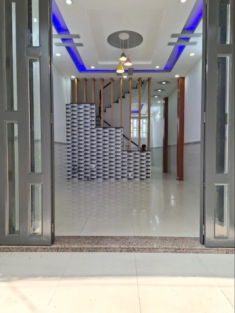 NHÀ MỚI Ở NGAY GIÁ CHỈ NHỈNH 4 TỶ - HẺM 6M – TRUNG TÂM BÌNH TÂN GIÁP TÂN PHÚ