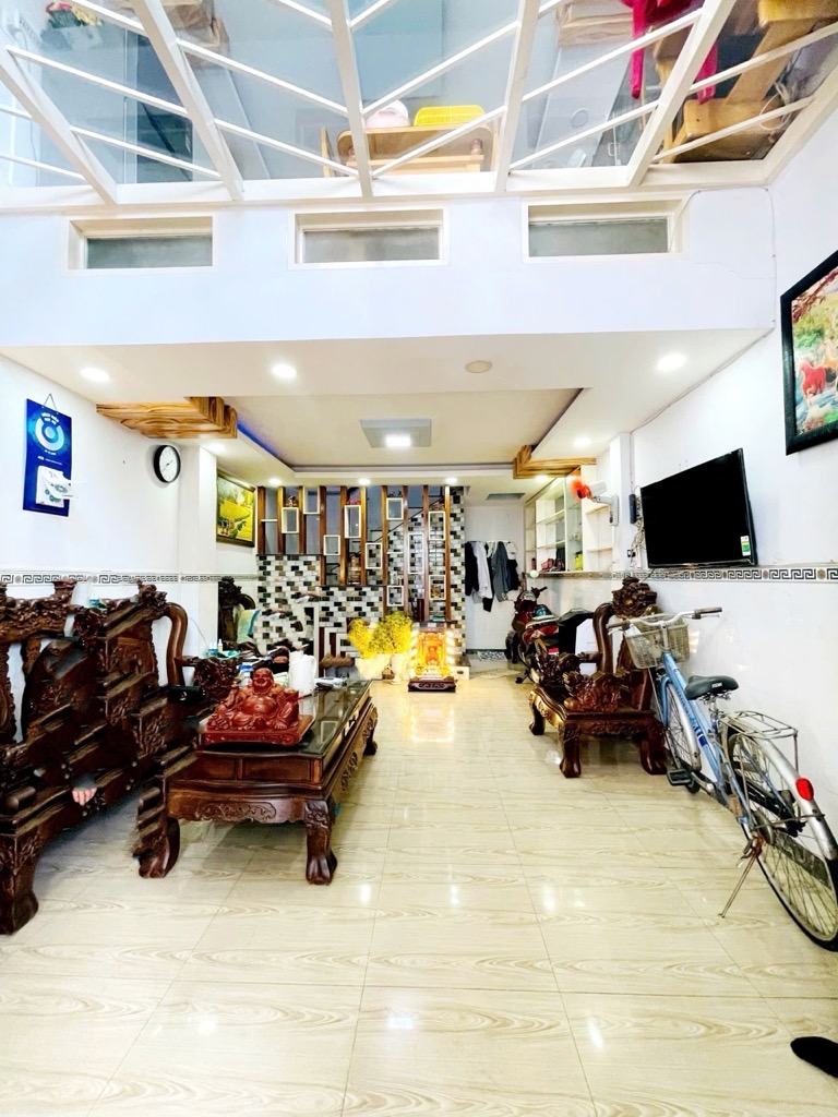 NHÀ MỚI ĐẸP - HẺM XE HƠI - GIÁP TÂN PHÚ - CHỈ HƠN 4 TỶ
