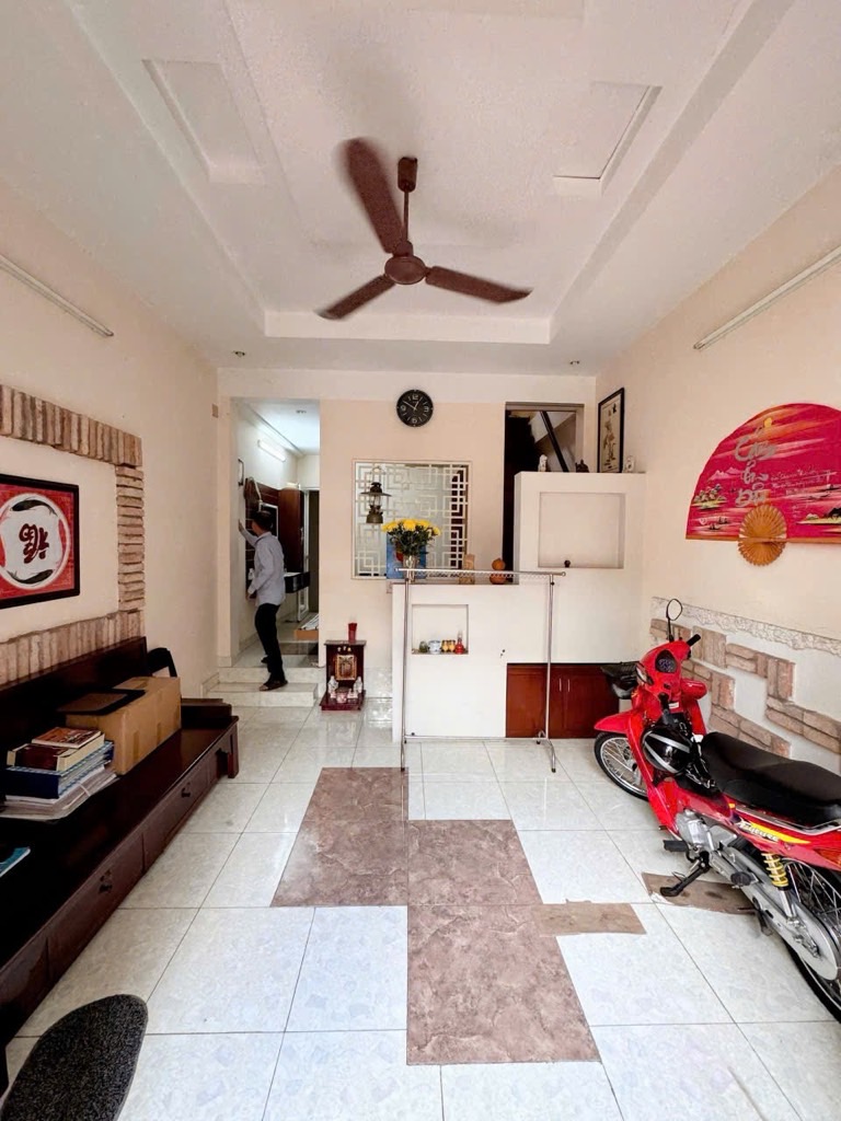 4.96 TỶ – 4X18M – NHÀ 2 TẦNG TRUNG TÂM TÂN PHÚ – BÌNH LONG – NGUYỄN SƠN
