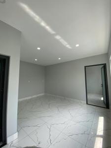 SIÊU PHẨM NHÀ ĐẸP Ở NGAY 3 TẦNG – HXH LÊ VĂN QUỚI – 5X20M – CHỈ 5.69 TỶ