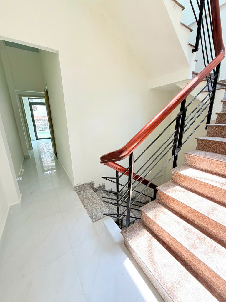 Bán Nhà Hẻm Xe Hơi Trương Công Định 3Tầng 7.5Tỷ P. 14 ,Tân Bình