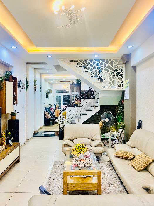 Bán Nhà Hẻm 5m Trương Công Định (4 x19) 4 tầng giá 11.8Tỷ Phường 14 ,Tân Bình