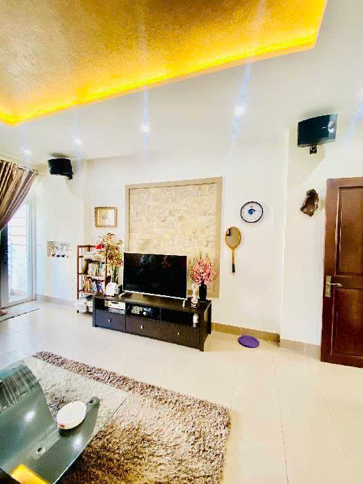 Bán Nhà Hẻm 5m Trương Công Định (4 x19) 4 tầng giá 11.8Tỷ Phường 14 ,Tân Bình