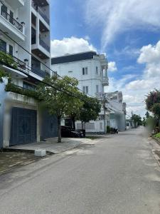 Bán Nhà Đường 8M Thạnh Lộc 49, 151m2 8,1Tỷ,Phường Thạnh Lộc ,Quận 12