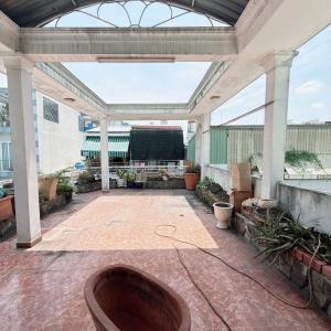 Nhà HXH, sát mặt tiền đường Nguyễn Văn Khối, DT: 6x16m, nở hậu.